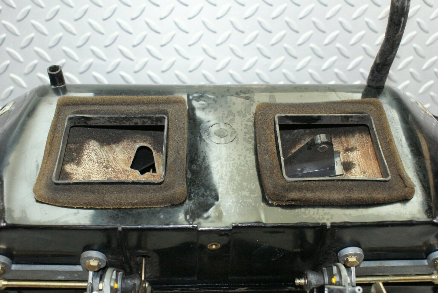 2667 Mercedes-Benz W116 350SE Heater Box Blower Housing