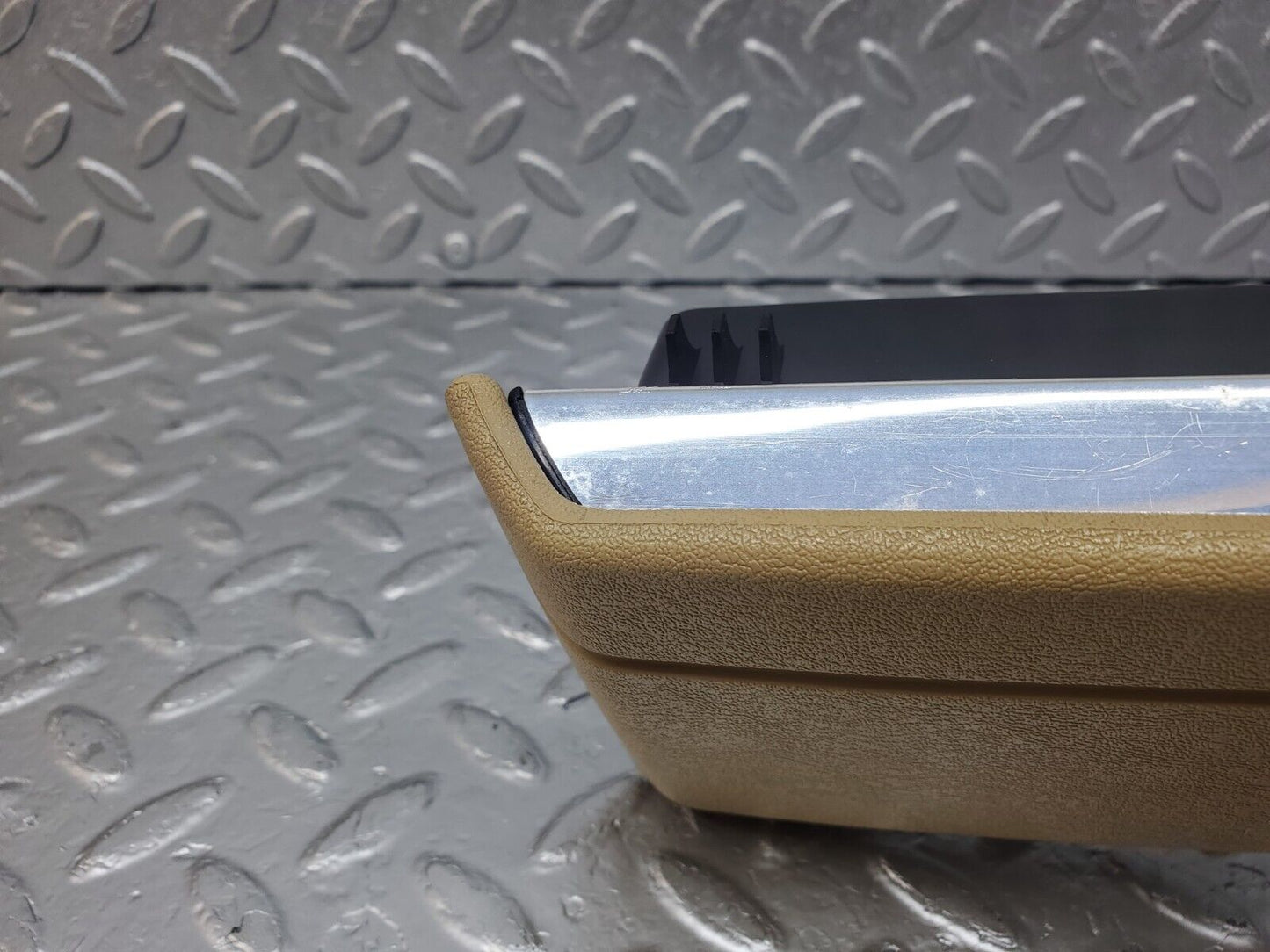 44375 Mercedes-Benz W123 280E Rear Door Ashtray