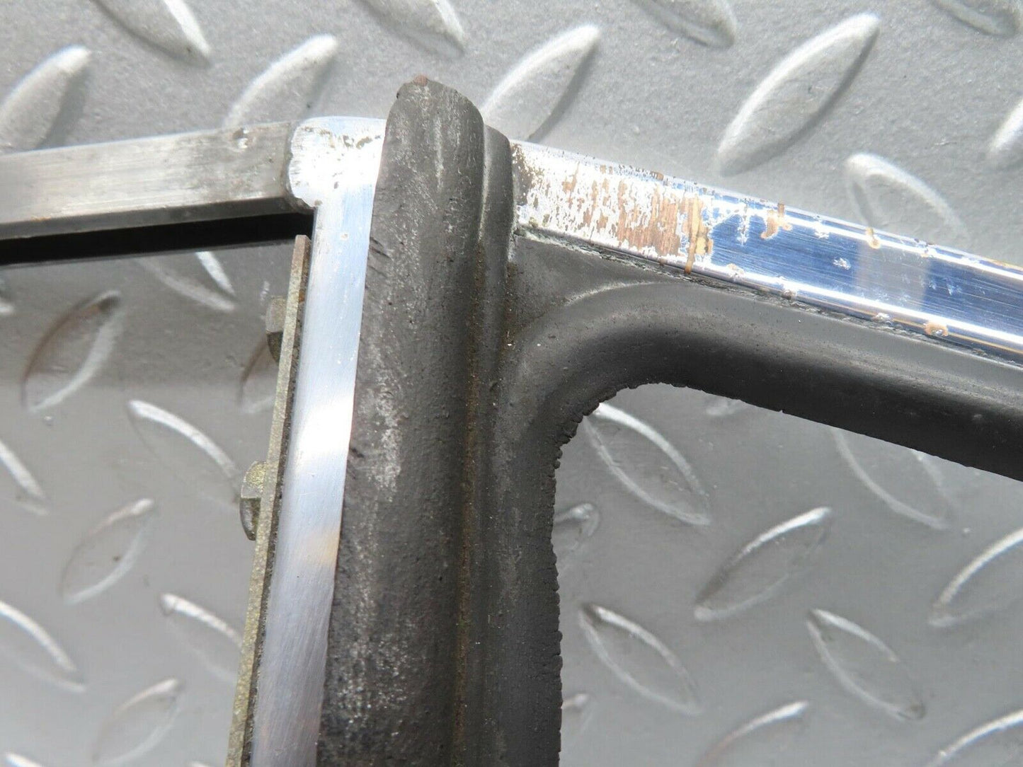 14840 Mercedes-Benz W111 Coupe Left Door Window Channel With Air Vent Frame