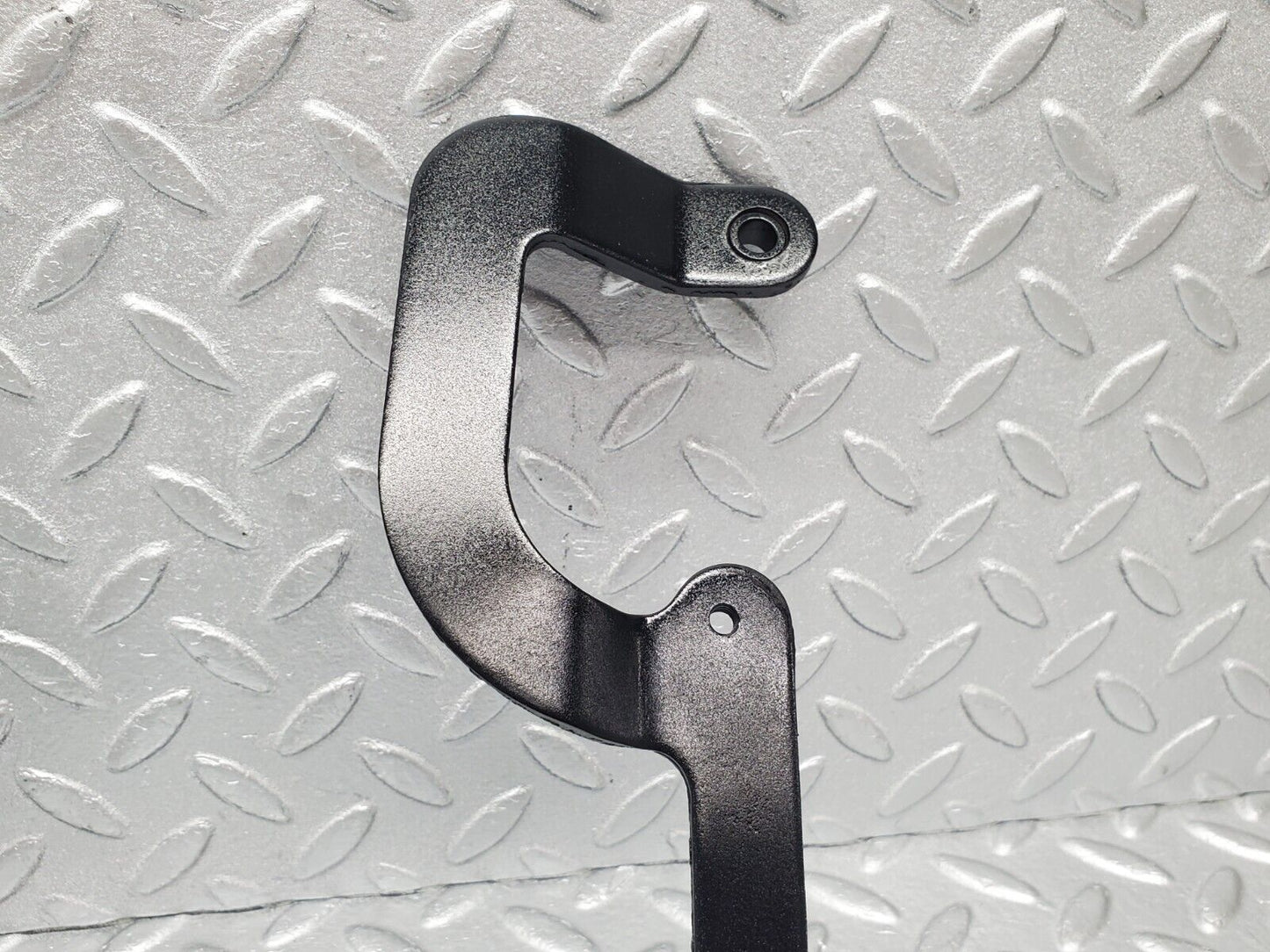 46642 Mercedes-Benz C123 280CE Coupe Bonnet Hinge Right Side