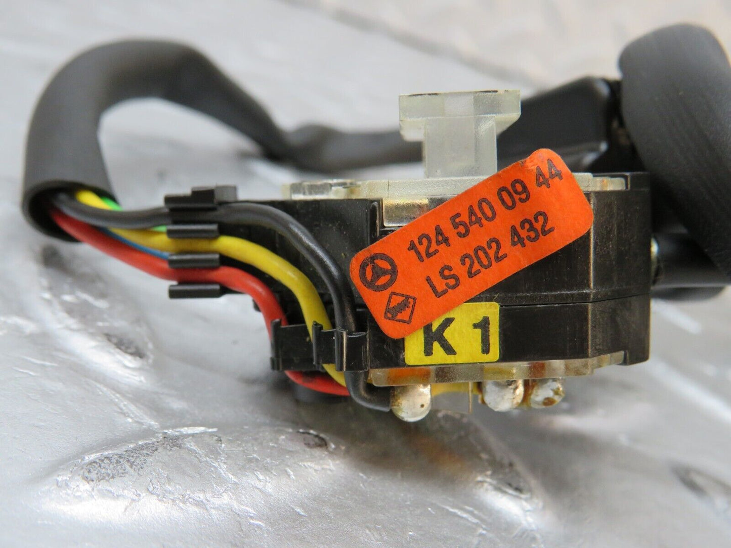 37977 Mercedes-Benz A124 320E Cabriolet Cruise Control Stalk 1245400944