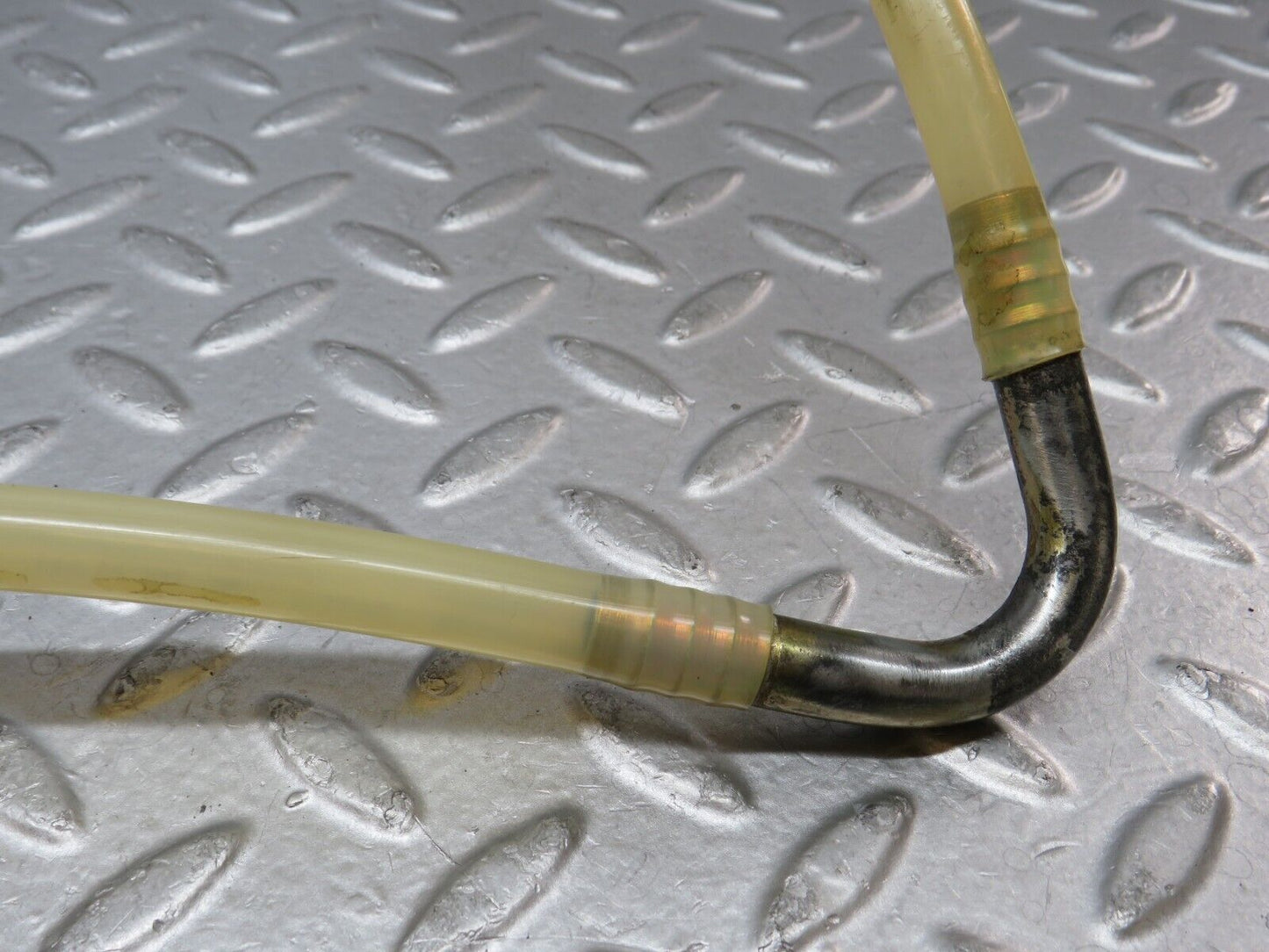 36300 Mercedes-Benz W126 420SE Brake Servo Vacuum Pipe