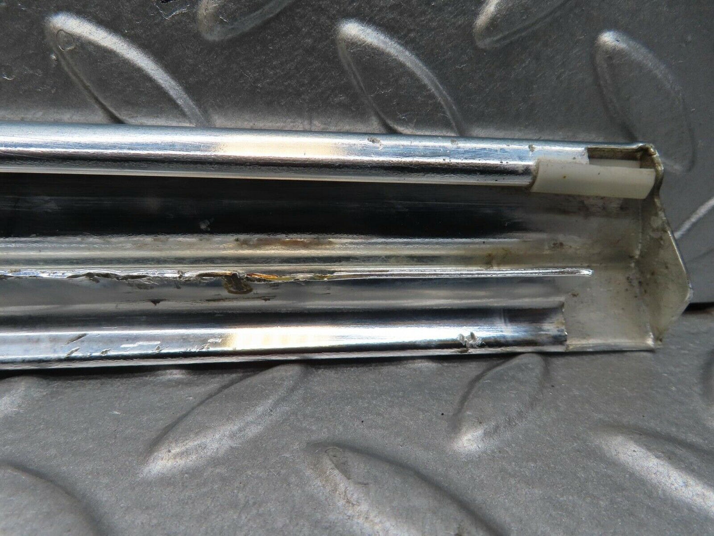 14115 Mercedes-Benz C107 280SLC Rear Right Quarter Window Chrome Trim