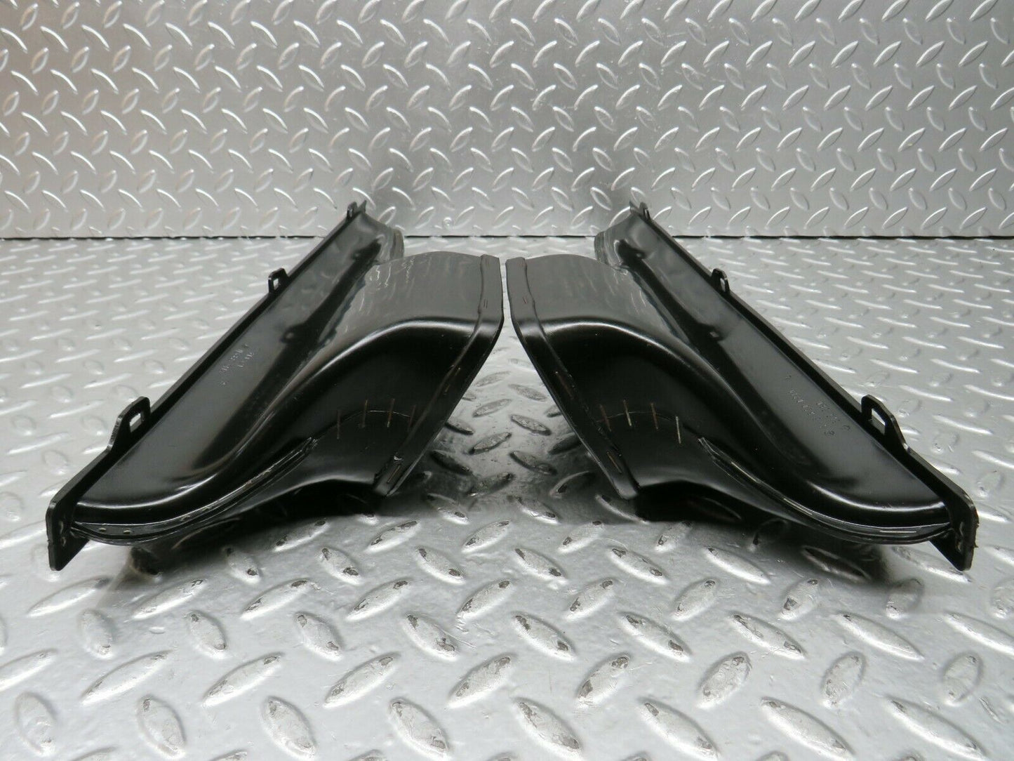23310 Mercedes-Benz W116 350SE Dashboard Air Vent Duct Pair 1168300319