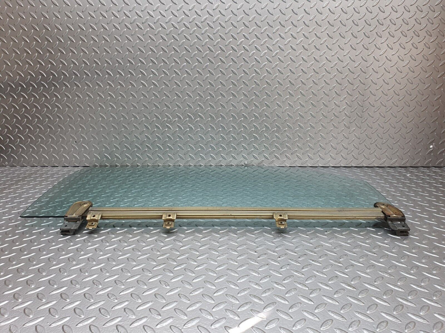 44117 Mercedes-Benz C123 230CE Coupe Right Door Window Glass 1237250232 1237250432
