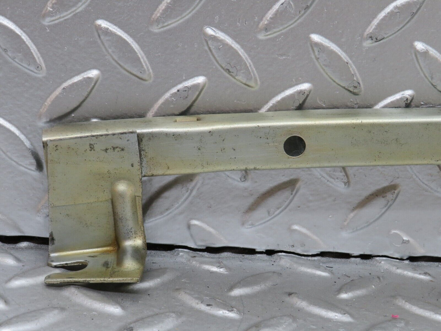 28065 Mercedes-Benz W123 280E Rear Right Door Window Channel