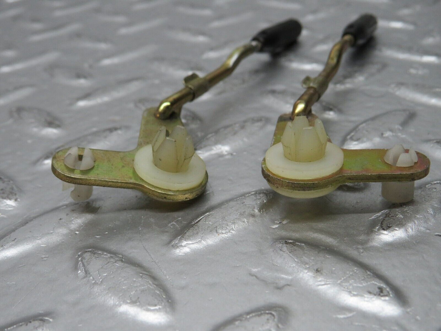 30717 Mercedes-Benz W201 190E 2.0L Rear Door Lock Knob Pair