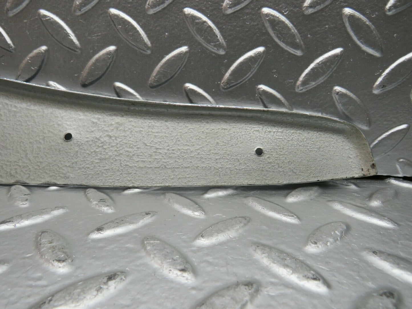 22743 Mercedes-Benz C107 450SLC Coupe Door Moulding Trim Chrome Right Side