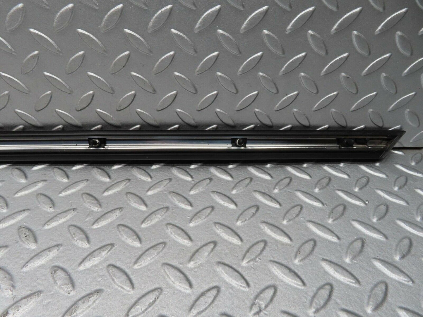 14491 Mercedes-Benz W116 350SE Rear Right Door Centre Moulding Trim
