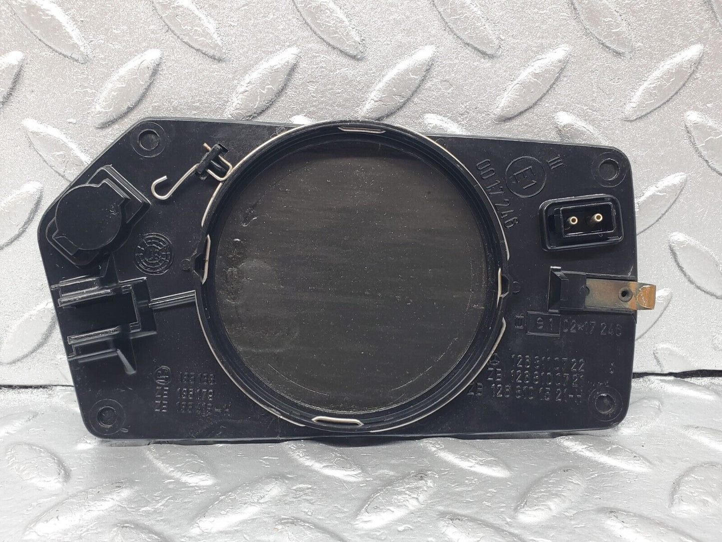 45746 Mercedes-Benz W126 420SE Wing Mirror Glass Left 1268110722
