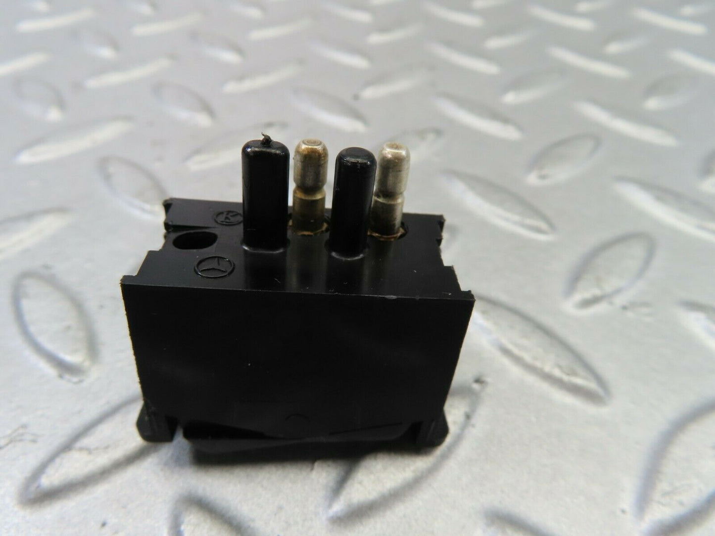 7472 Mercedes-Benz W116 450SE Switch
