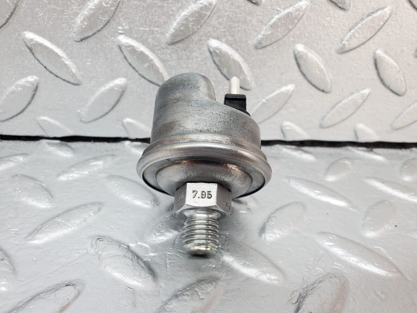 45065 Mercedes-Benz R129 300SL Coupe Oil Pressure Sensor 0095420817