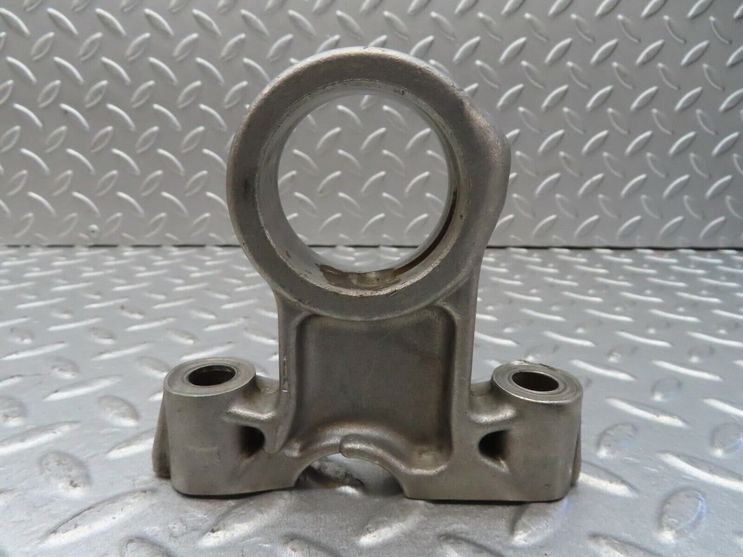 13363 Mercedes-Benz W111 230S Camshaft Tower Bearing 1140510016