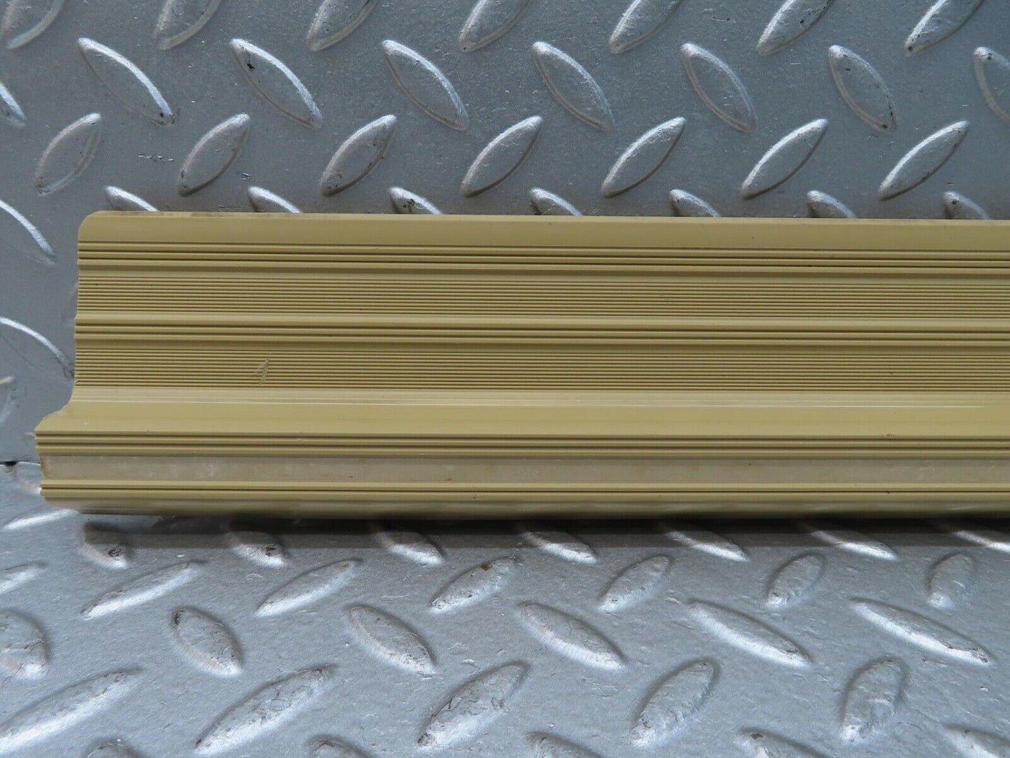 13484 Mercedes-Benz W123 200 Rear Left Door Sill