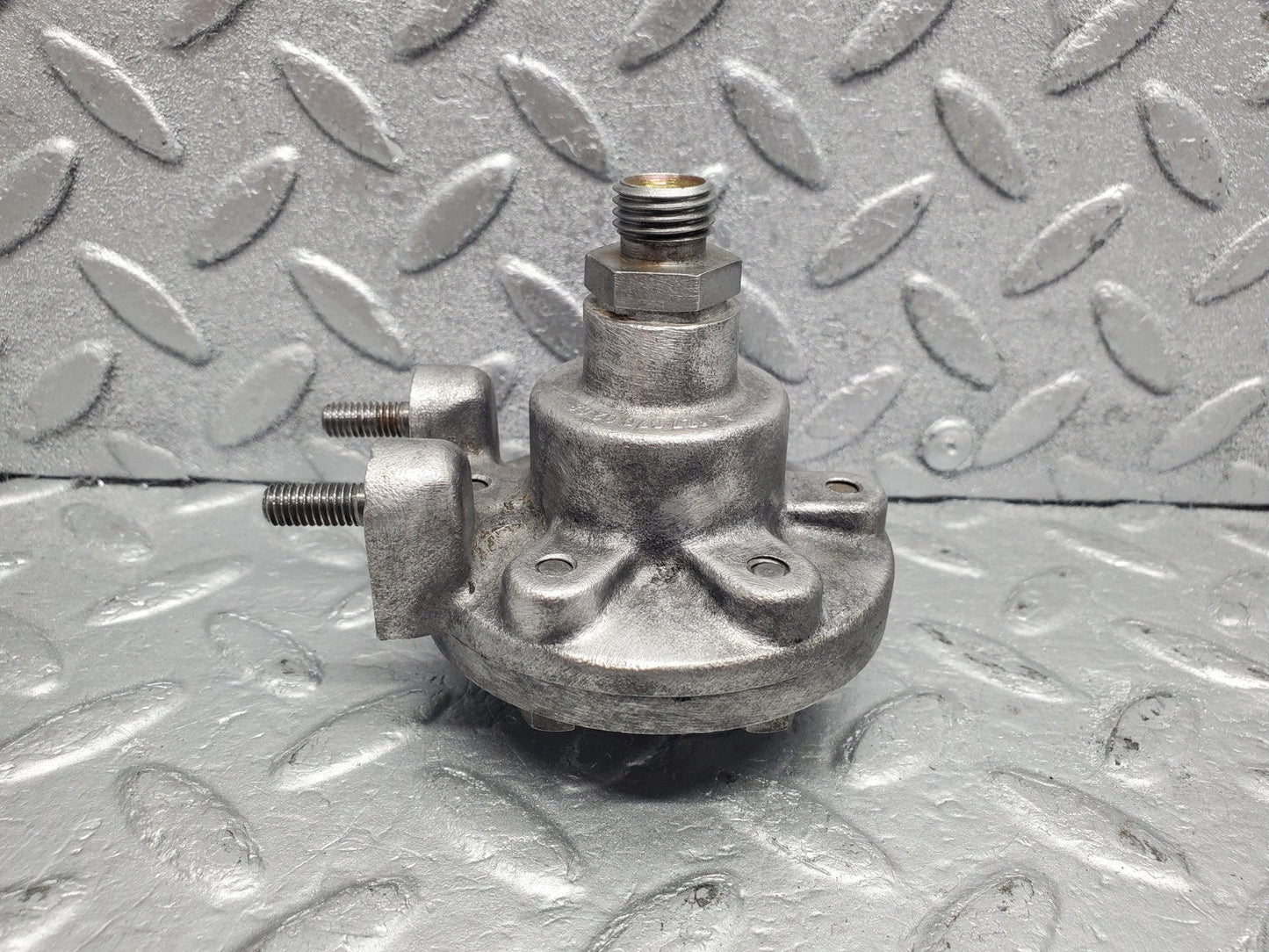 W112 fuel backflow damper regulator used OEM