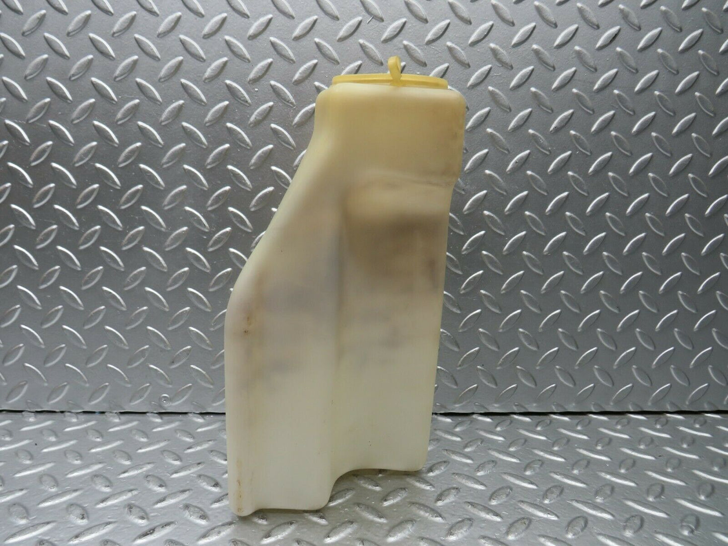 23030 Mercedes-Benz C123 230CE Windscreen Washer Reservoir Tank 1238690720