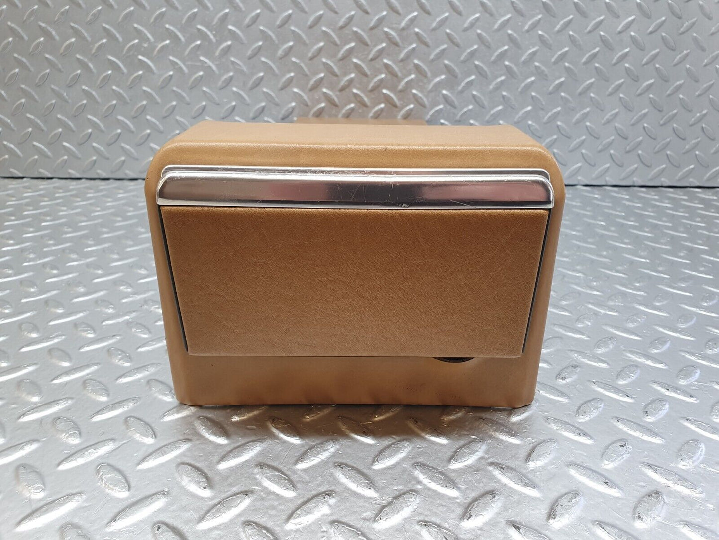 43784 Mercedes-Benz C126 380SEC Coupe Rear Centre Console 1268430707 1268430607