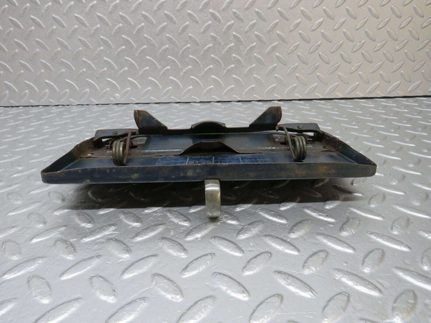 40350 Mercedes-Benz W110 230 Fuel Tank Flap Cap 0005848139