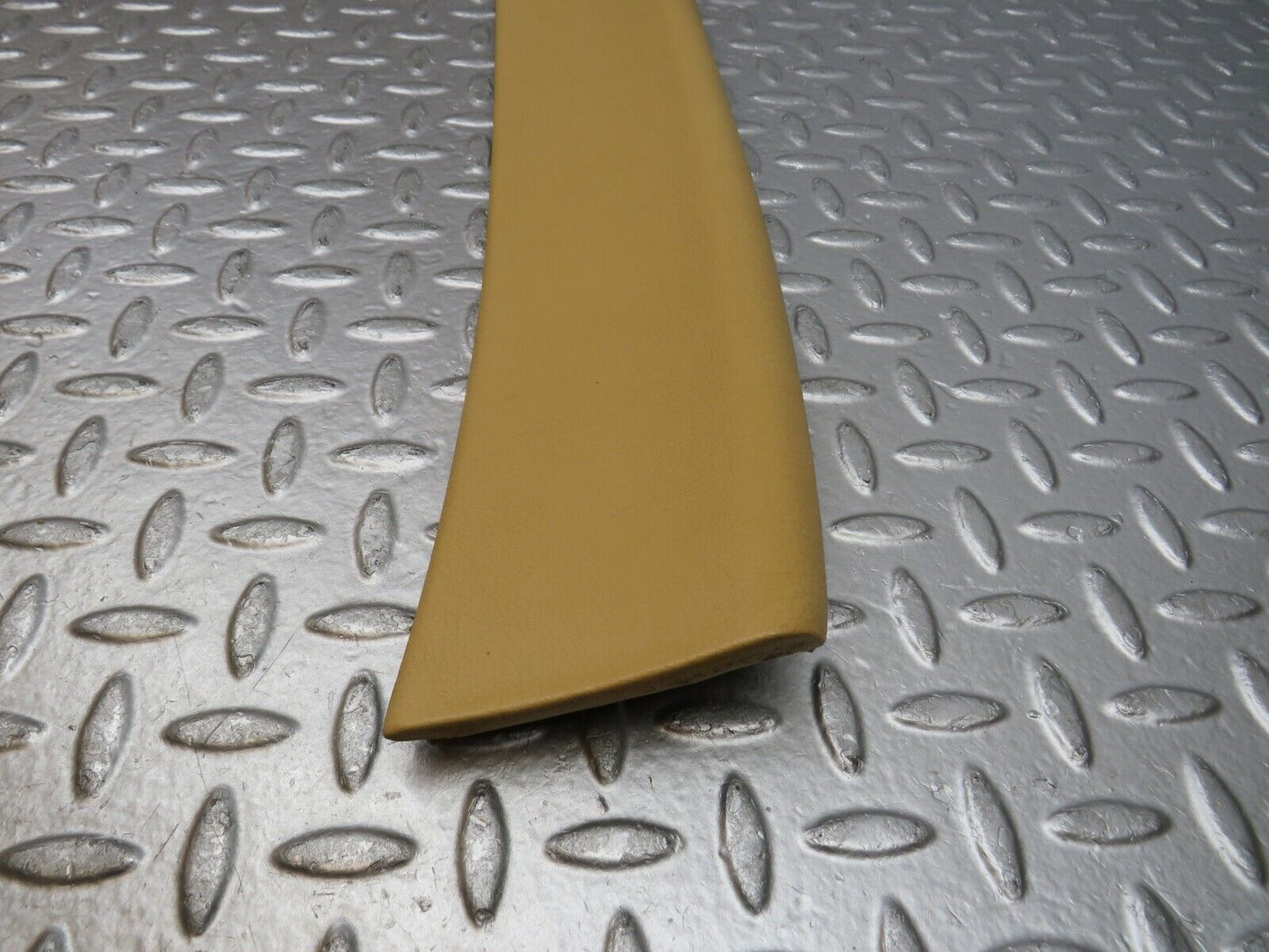 39848 Mercedes-Benz R107 350SL Hardtop Rear Headlining Panel