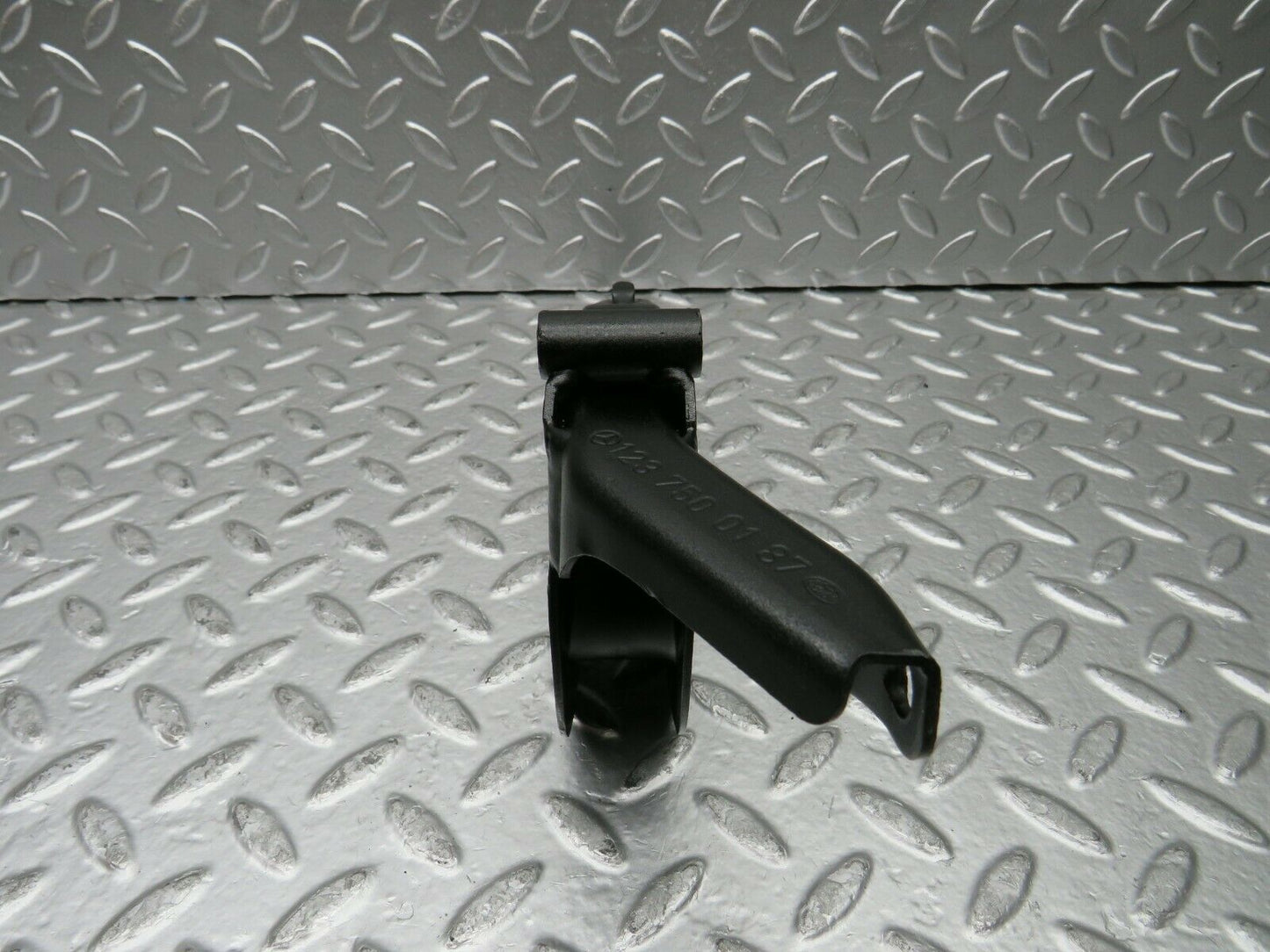 23050 Mercedes-Benz C123 230CE Coupe Trunk Lid Hinge Left Side 1237500187