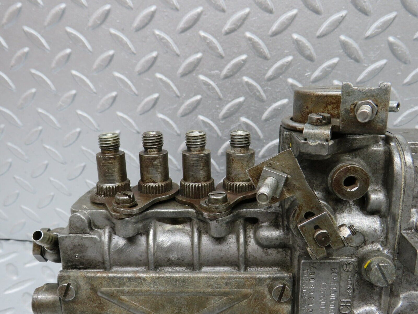 35930 Mercedes-Benz 240D OM616.912 Fuel Injection Pump 6160704101 0400074989
