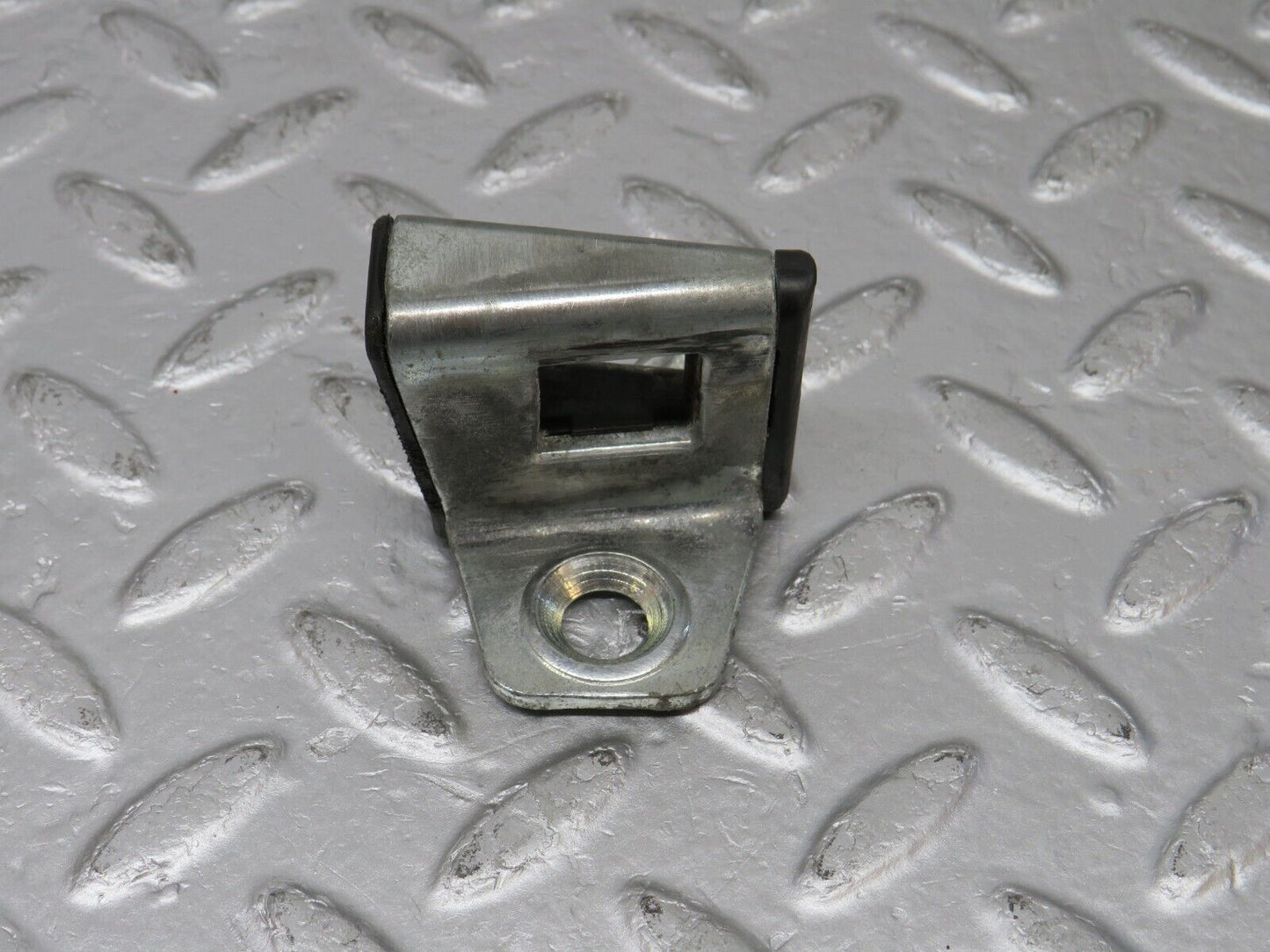 38833 Mercedes-Benz W201 190E 2.6L Door Lock Latch