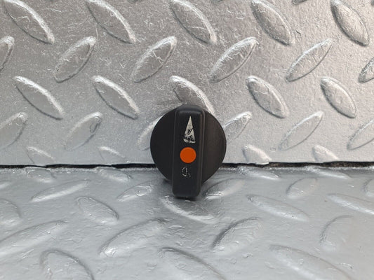 42946 Mercedes-Benz W201 190 2.0L Headlight Switch Knob