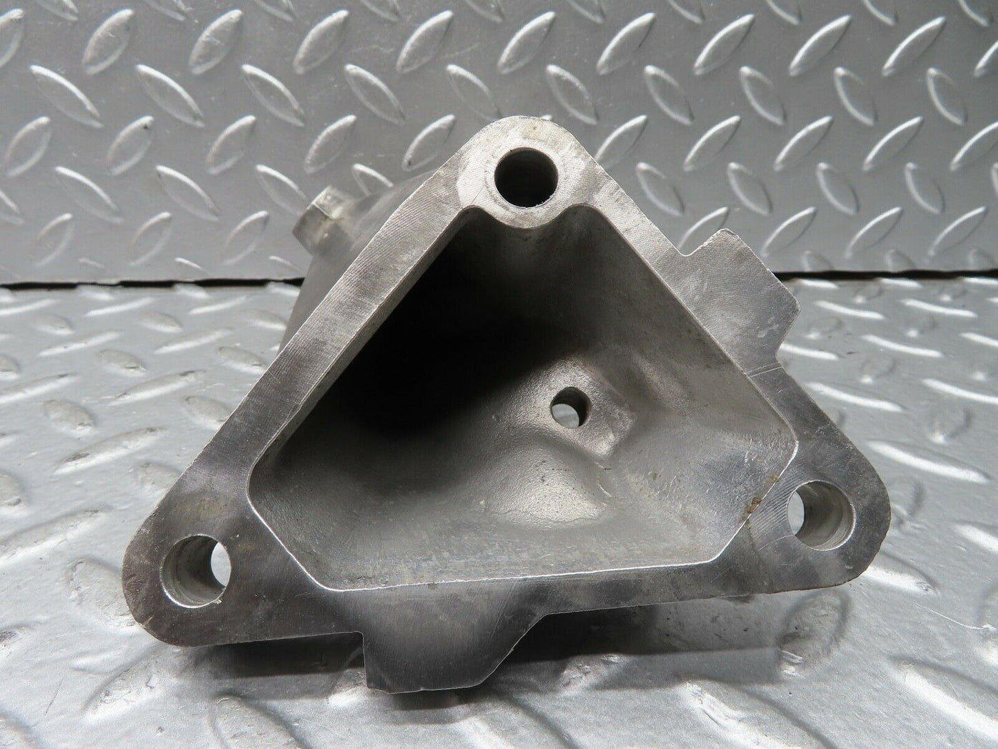 21291 Mercedes-Benz W123 230E Engine Mount Bracket Left Side 1022230504