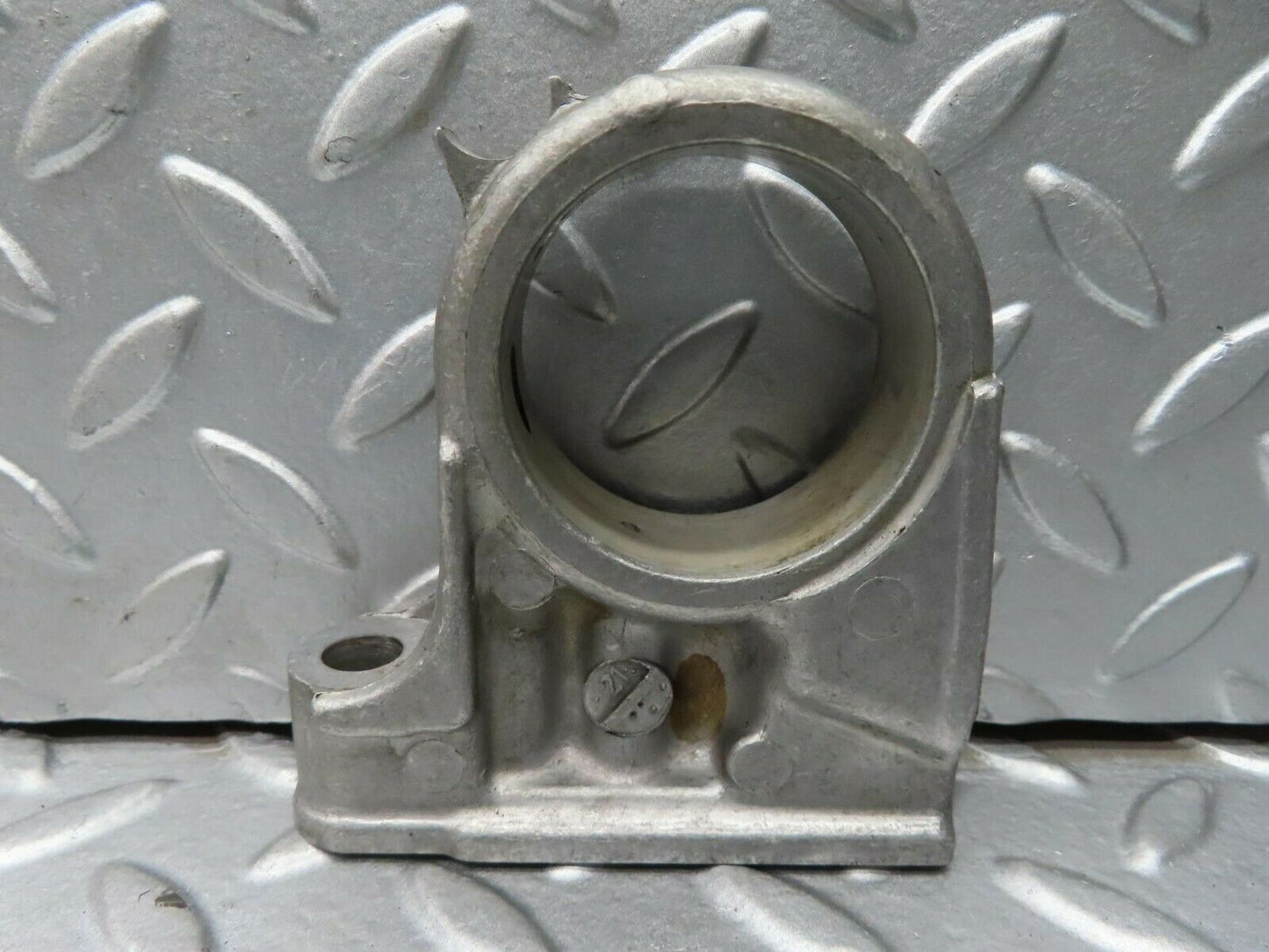 15642 Mercedes-Benz R107 450SL Camshaft Tower Bearing 1160514818