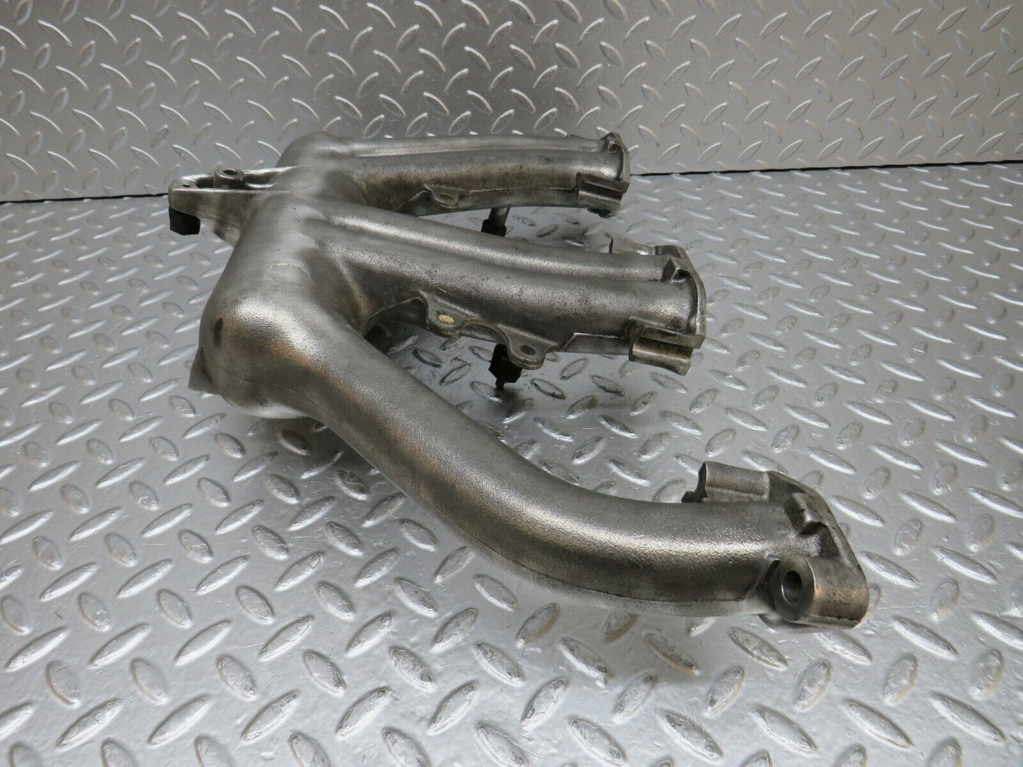 0229 Mercedes-Benz W123 300D Intake Manifold 6171410701