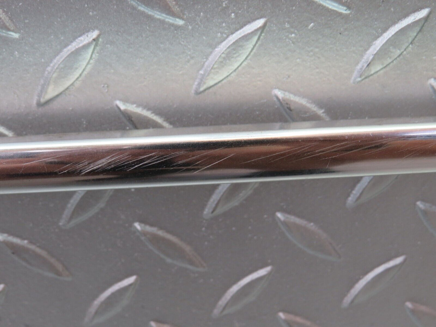 36325 Mercedes-Benz W126 420SE Roof Chrome Trim Left Side