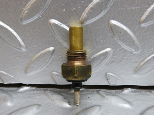 29174 Mercedes-Benz C124 320CE Coolant Temperature Sensor 0055422617