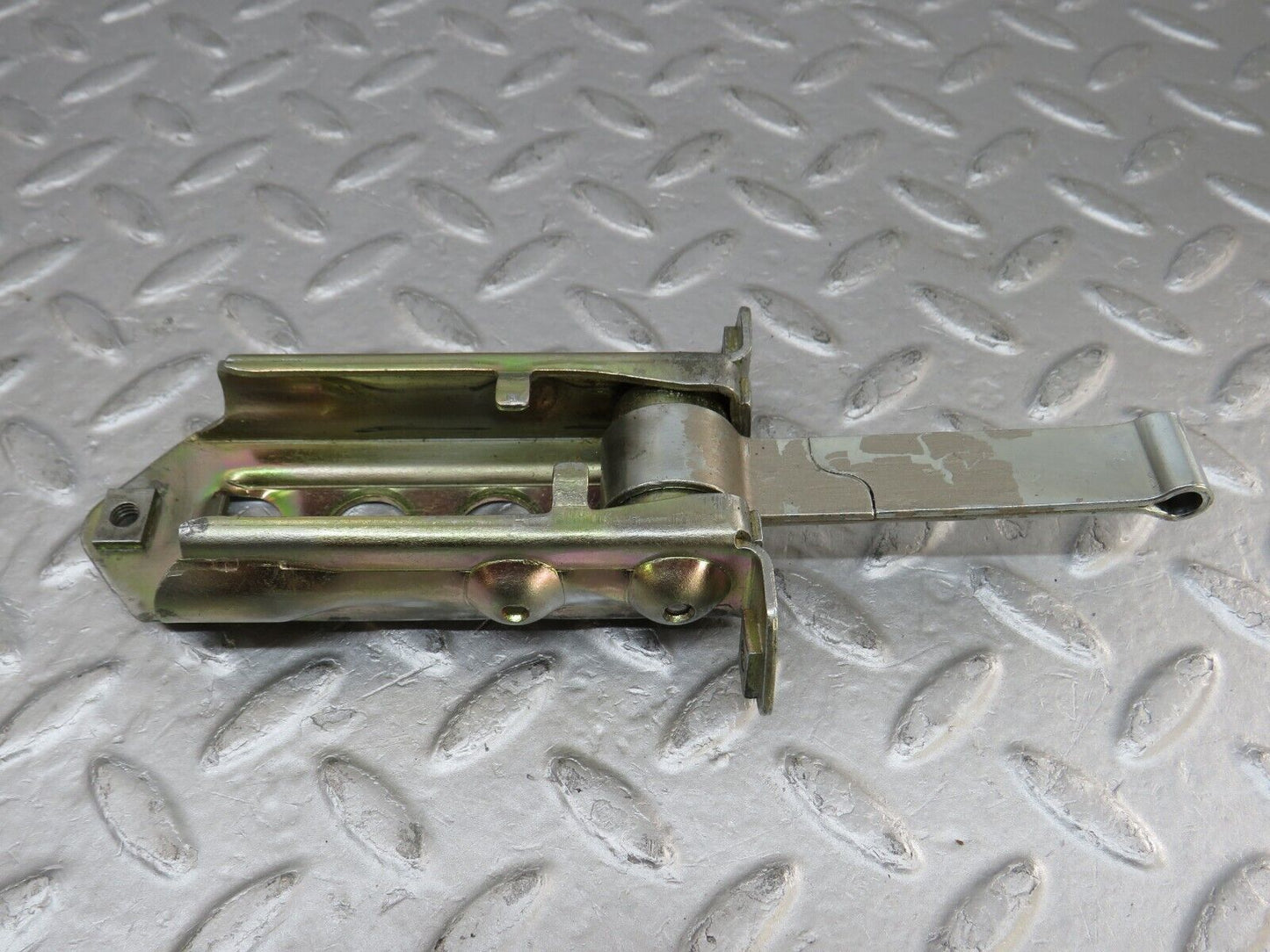 36635 Mercedes-Benz W201 190E Door Safety Check Strap