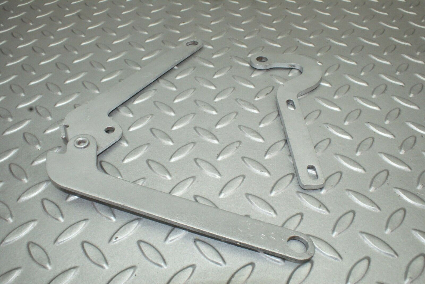 2501 Mercedes-Benz W116 350SE Bonnet Hinge Left Side