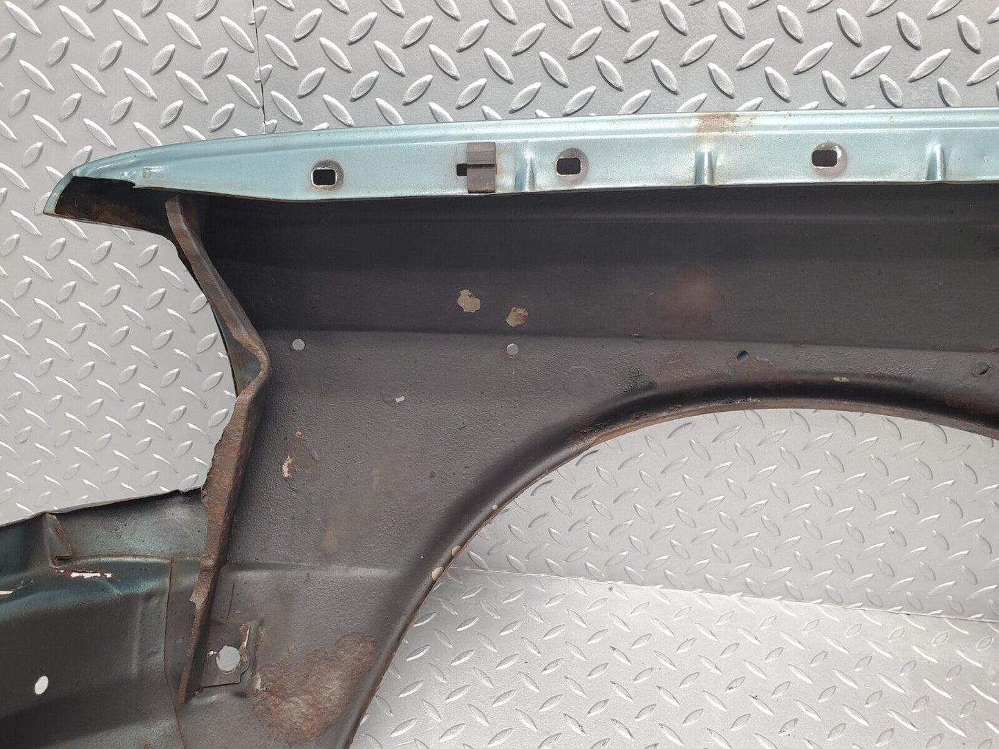 46555 Mercedes-Benz C123 280CE Coupe Front Right Wing Fender