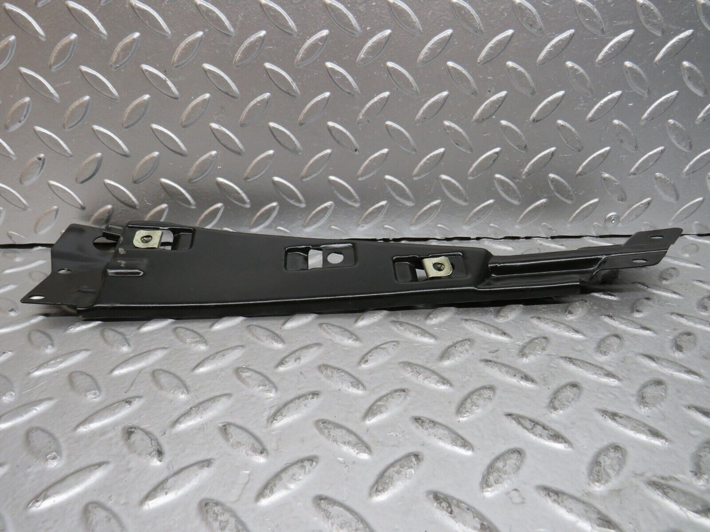 29164 Mercedes-Benz C124 320CE Coupe Rear Window Channel Support Right Side