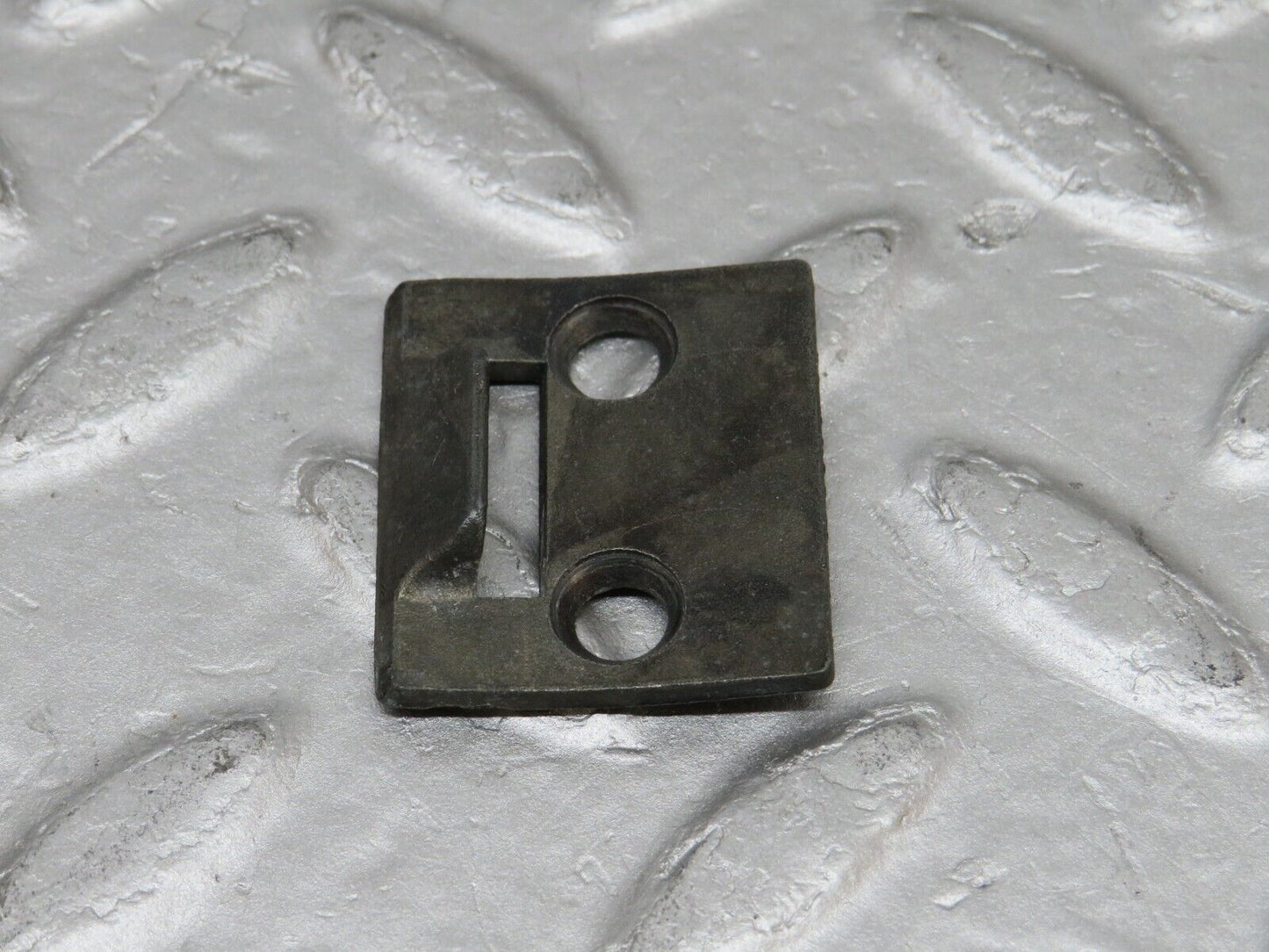 37561 Mercedes-Benz W109 300SEL Glove Box Door Lock Latch