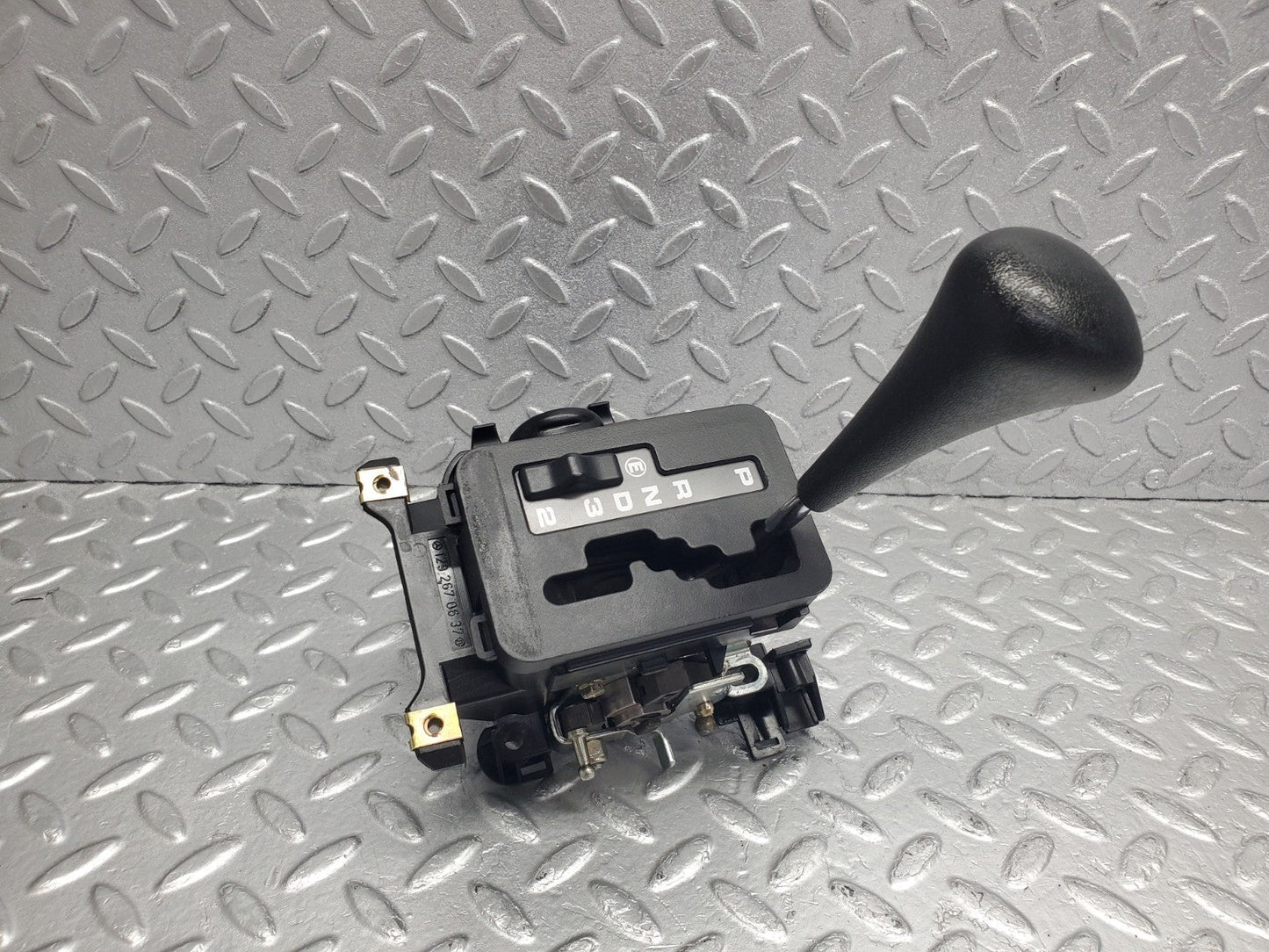 W124 Wagon gear selector used OEM