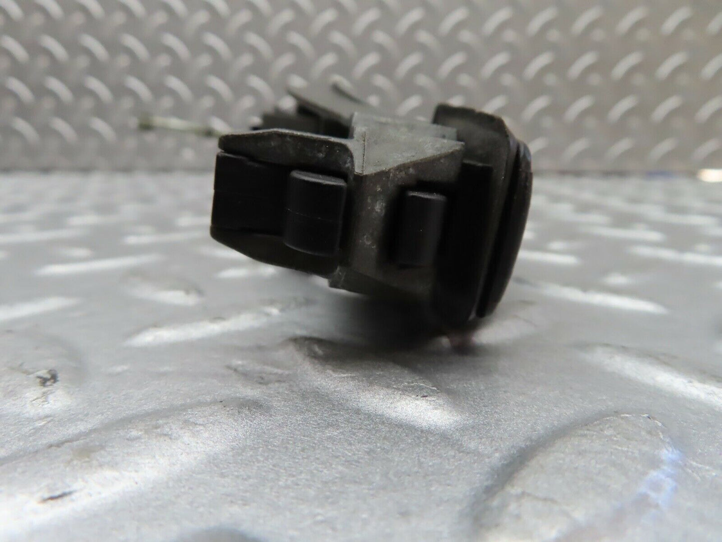 20057 Mercedes-Benz R129 300SL Coupe Right Exterior Door Handle With Key