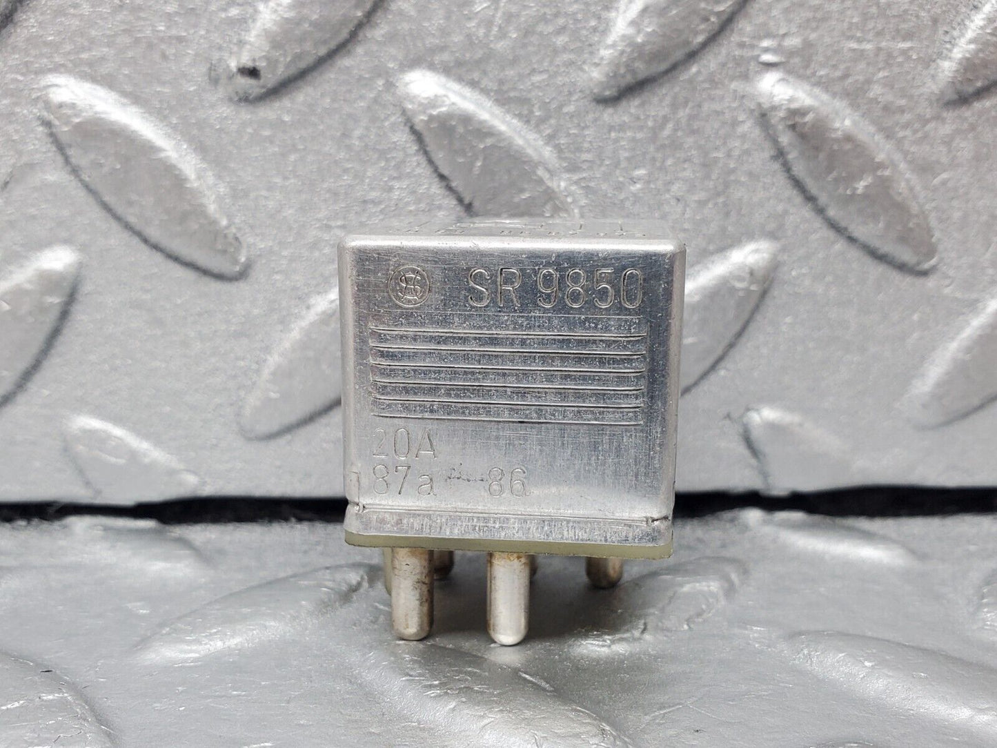 45533 Mercedes-Benz W126 420SE Multi Purpose Relay 0015420219