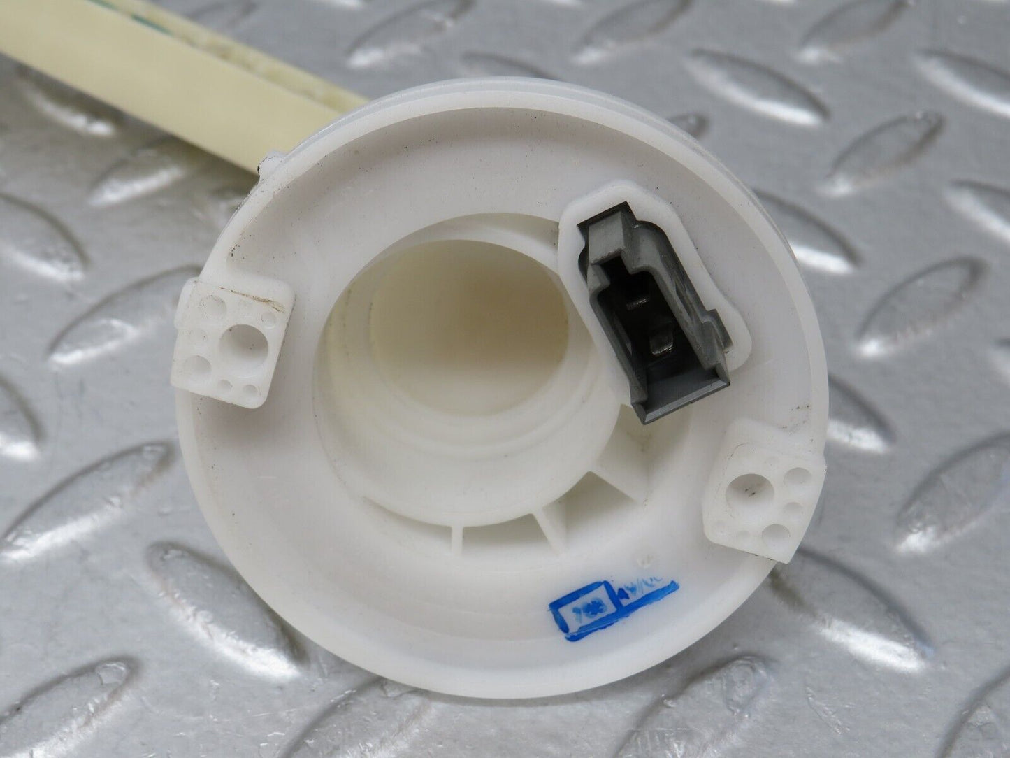 35066 Mercedes-Benz W210 320E Fuel Level Sender Unit 2105422317 221838001006