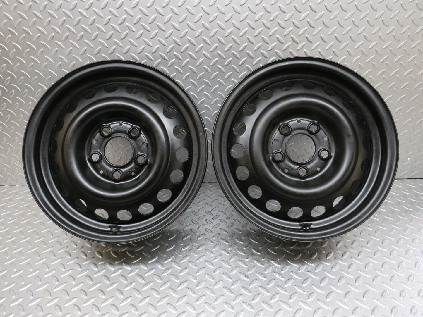 33881 Mercedes-Benz Steel Wheel Set 6Jx15H2 ET49 1244000602