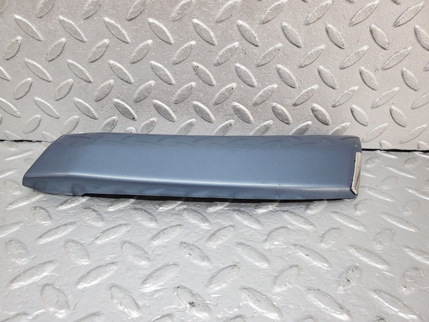 44607 Mercedes-Benz W124 220E Rear Right Fender Lower Moulding Trim