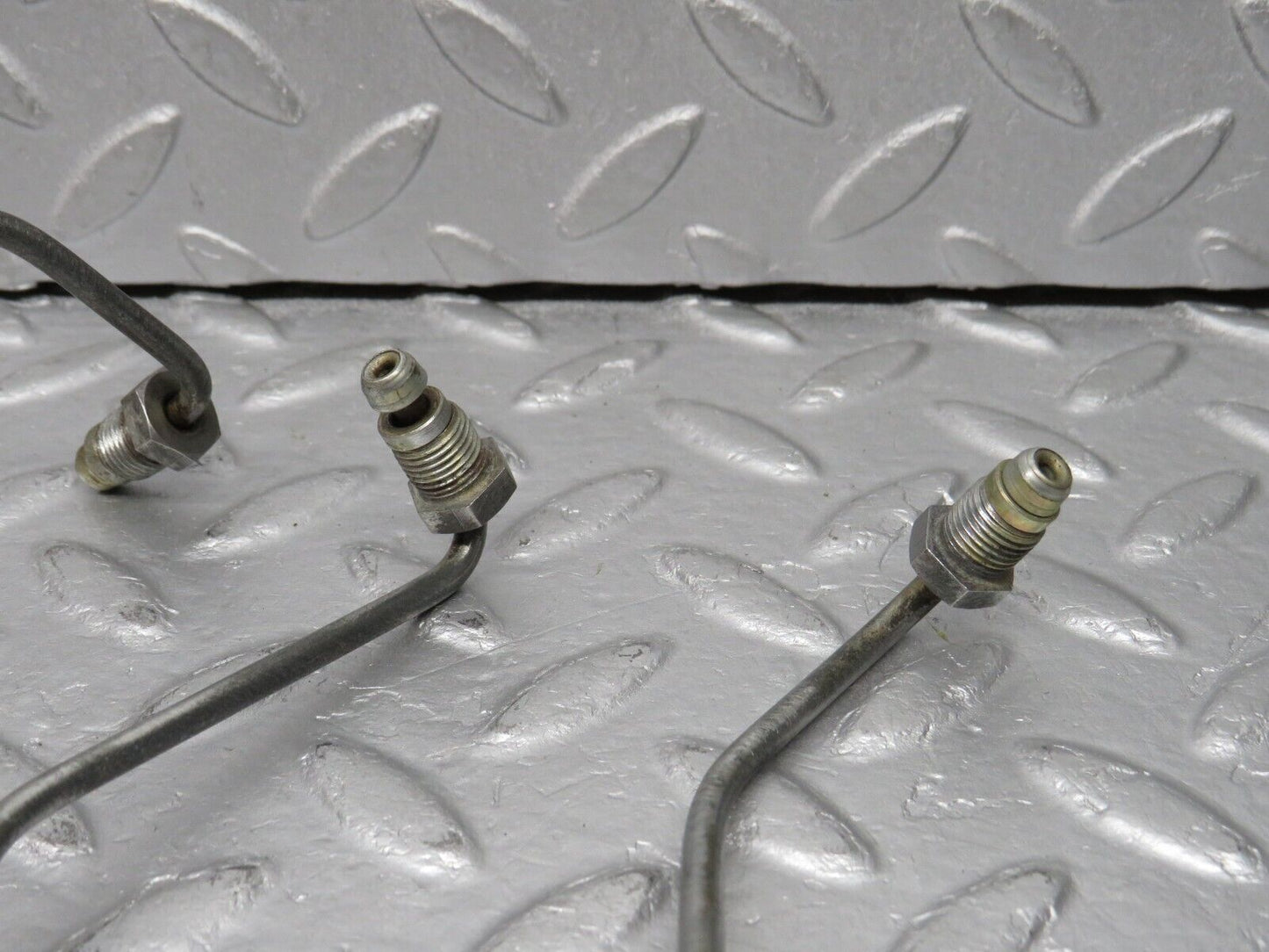 38877 Mercedes-Benz W201 190E 2.6L Fuel Line Pipe Set