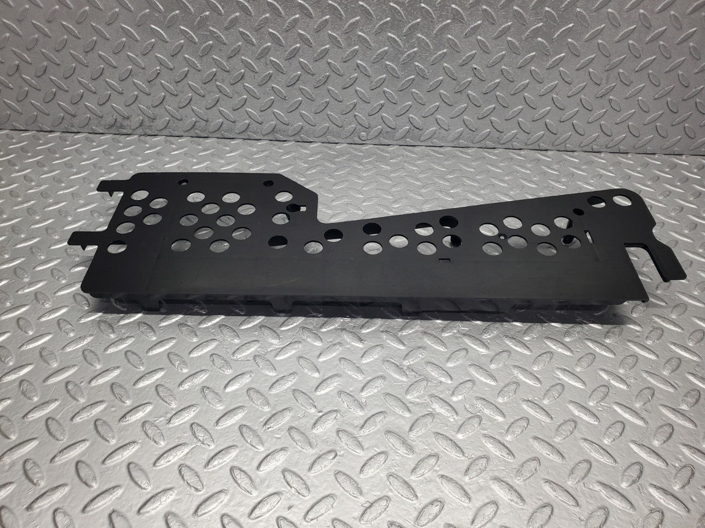 W201 Baby Benz front right cable channel cover used OEM