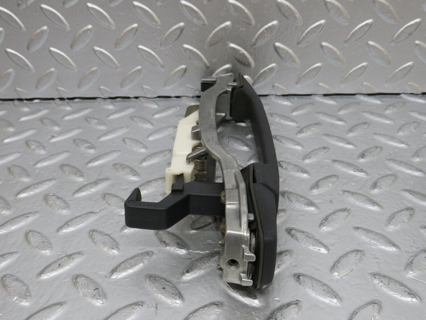 29322 Mercedes-Benz W124 230E Rear Right Exterior Door Handle