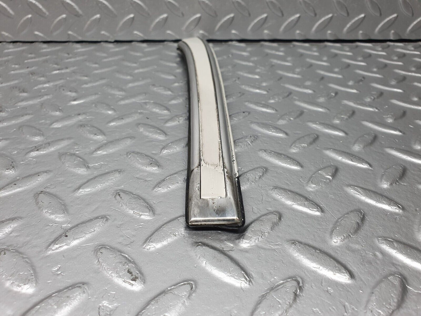 40750 Mercedes-Benz W123 300D C Pillar Exterior Trim Left Side 1236902780