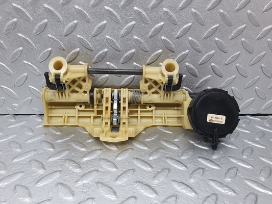 41842 Mercedes-Benz W202 C200 Headrest Folding Mechanism