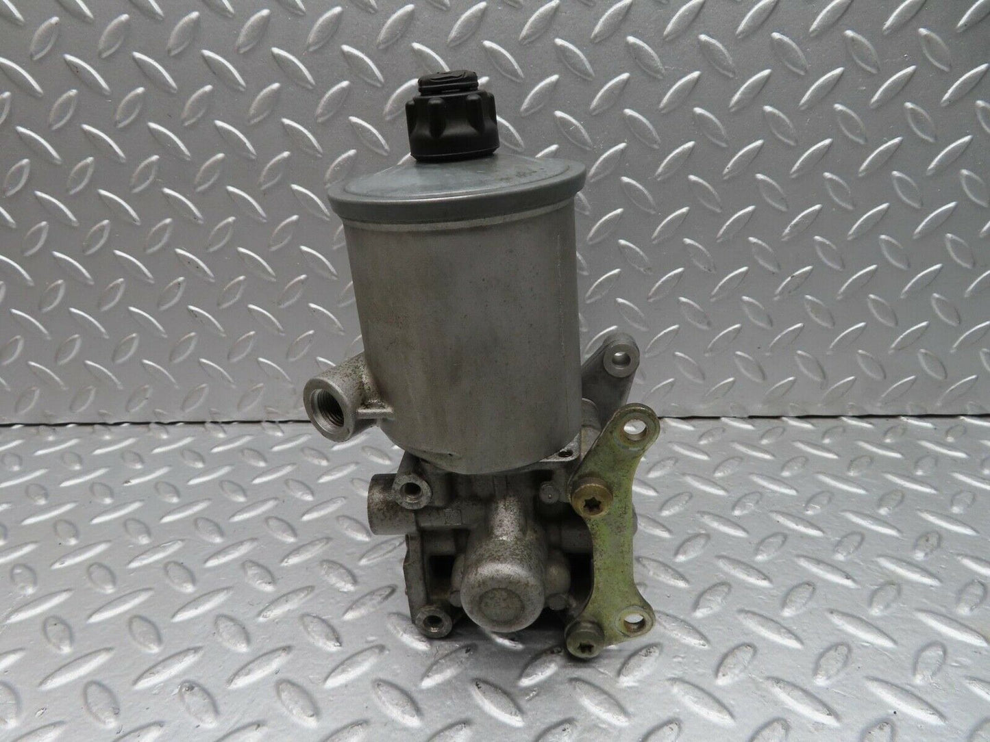 14970 Mercedes-Benz W140 S320 Power Steering Pump 7682501121n3f1
