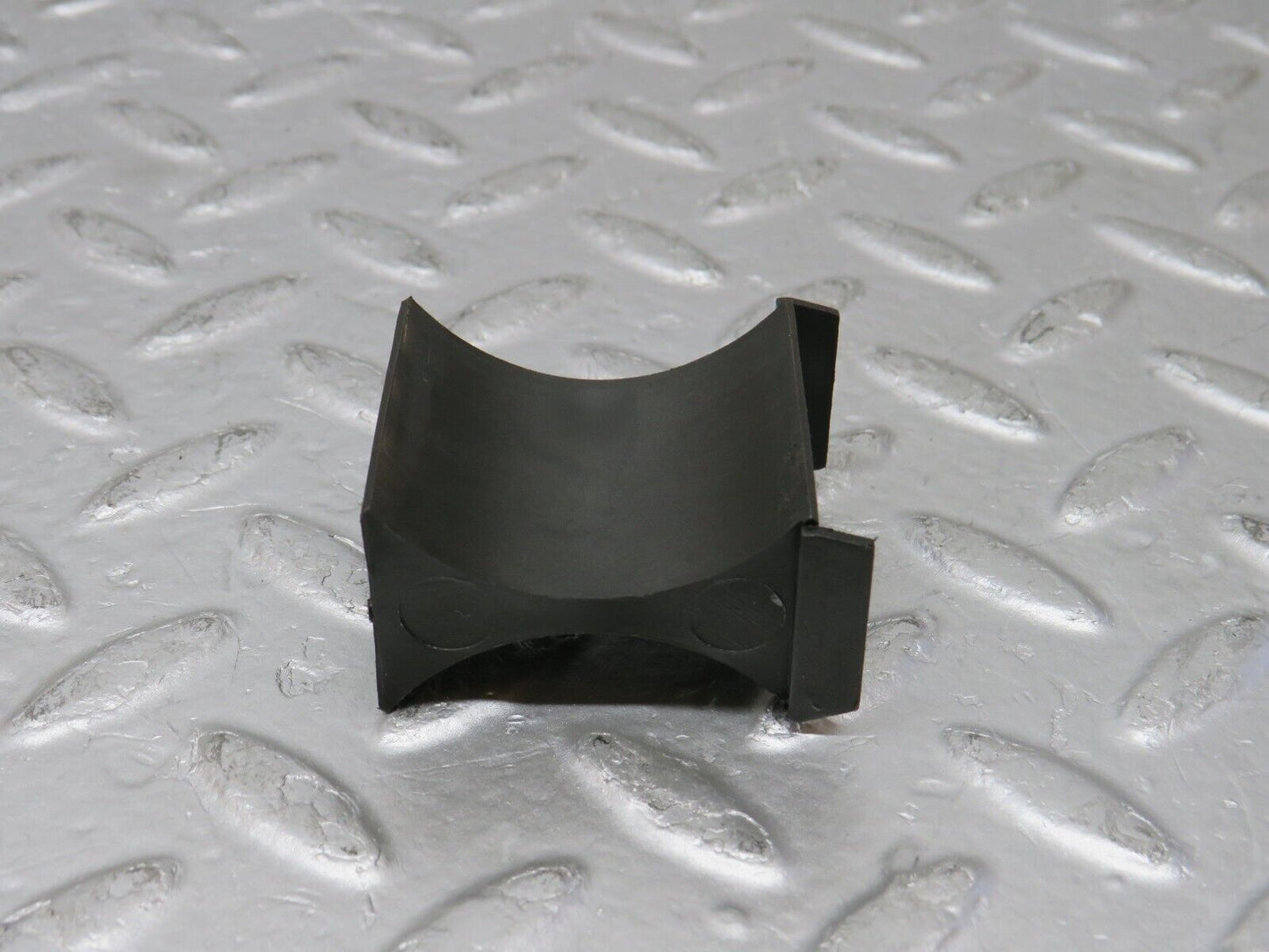 37997 Mercedes-Benz A124 320E Cabriolet Fuel Filter Holder Bracket Plastic 1244780553